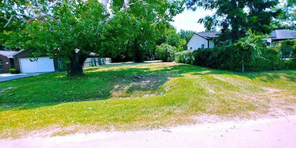 8206 Tower Street - Photo 1