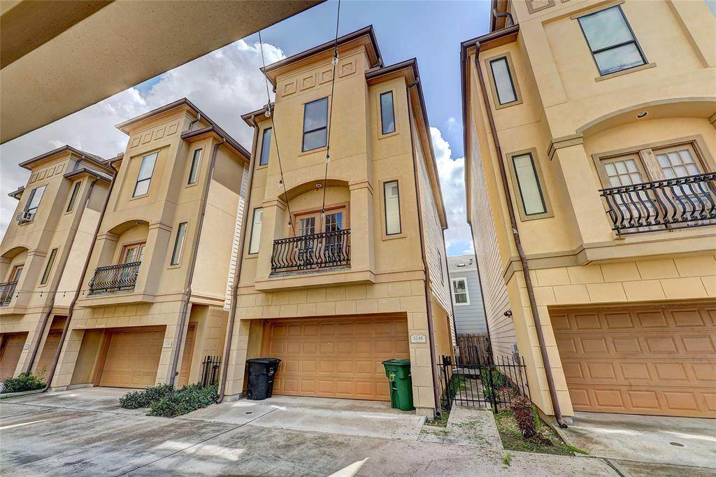 5248 Larkin Street - Photo 1