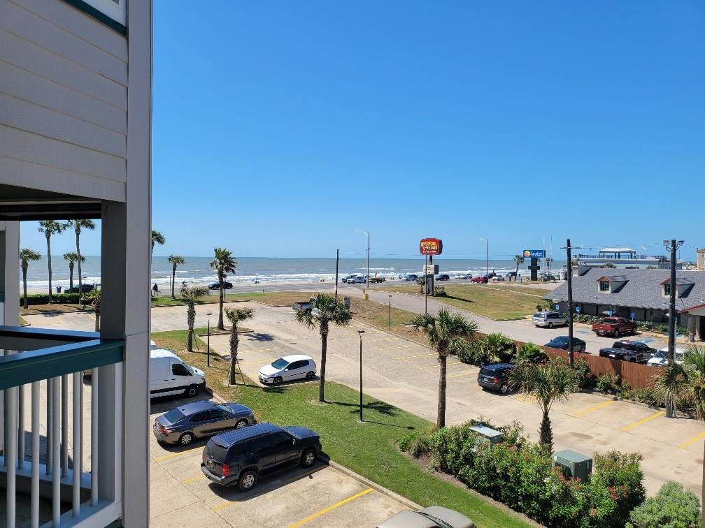 6102 Seawall Boulevard - Photo 1