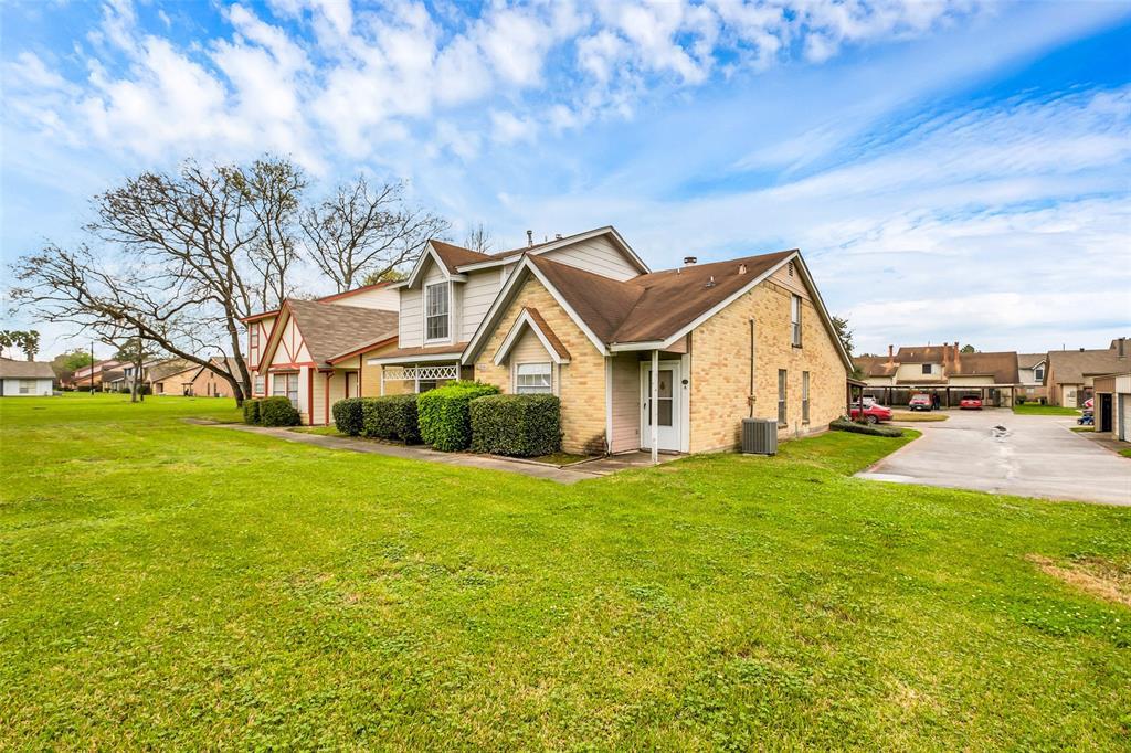 2041 Country Village Boulevard - Photo 1