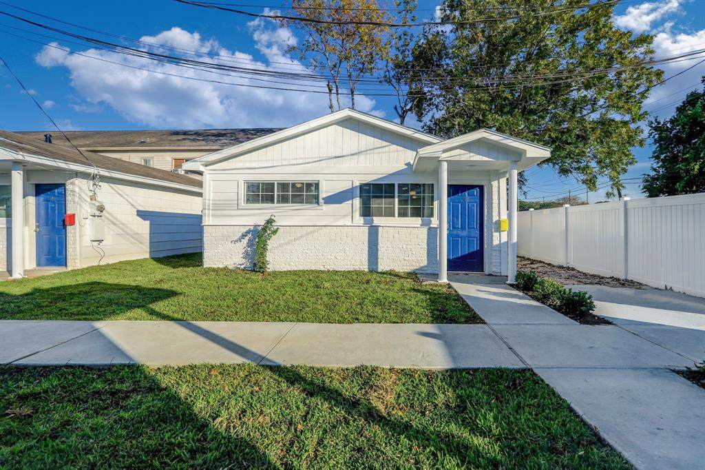 3823 Lydia Street - Photo 1