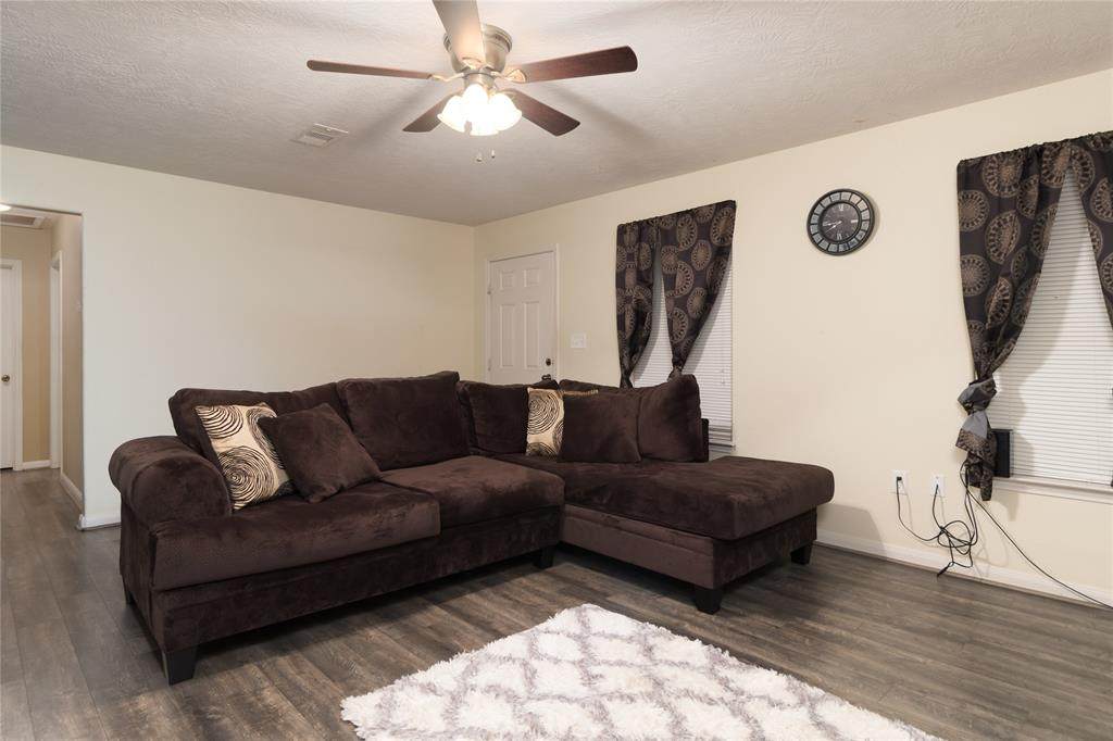 701 Cobb Mill Road - Photo 1