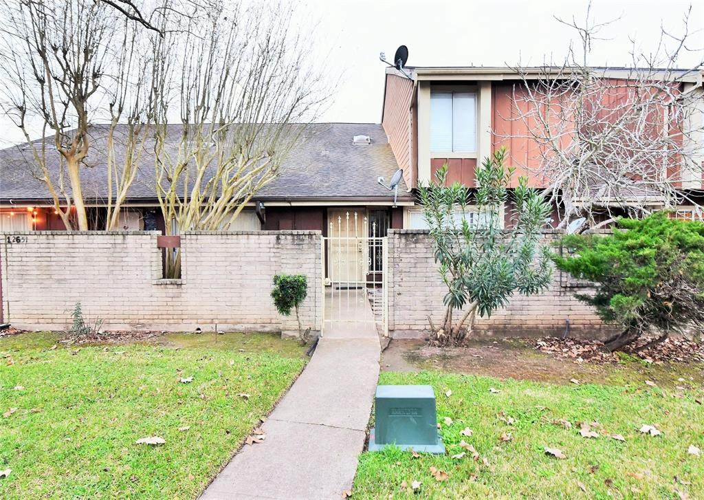 12649 Wellington Park Drive - Photo 1