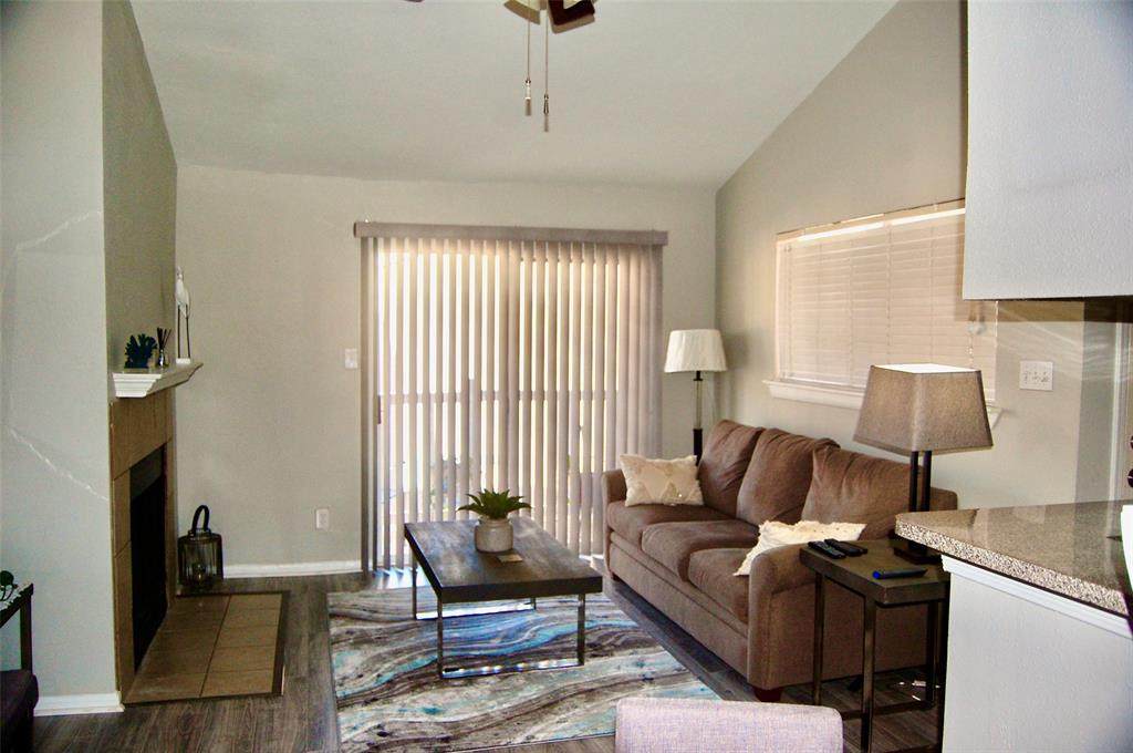 3506 Cove View Boulevard - Photo 1