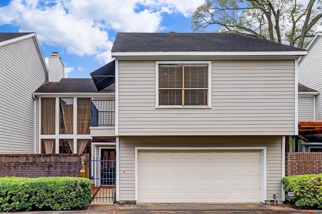 2600 Nantucket Drive - Photo 1