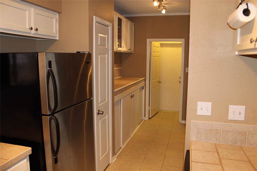 730 Country Place Drive - Photo 1
