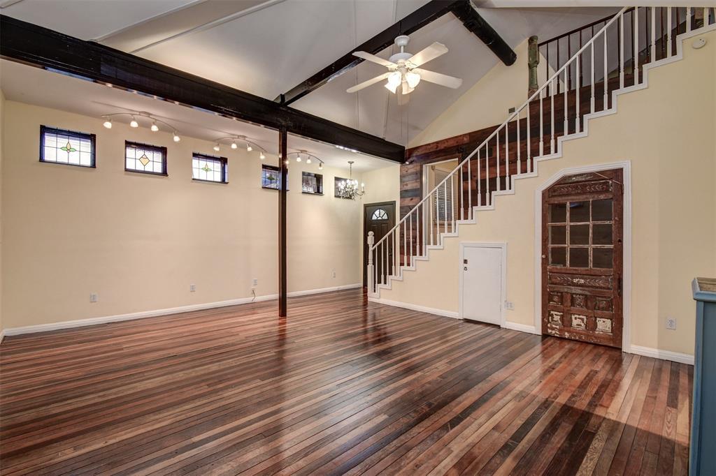 5419 1/2 Gulfton Street - Photo 1