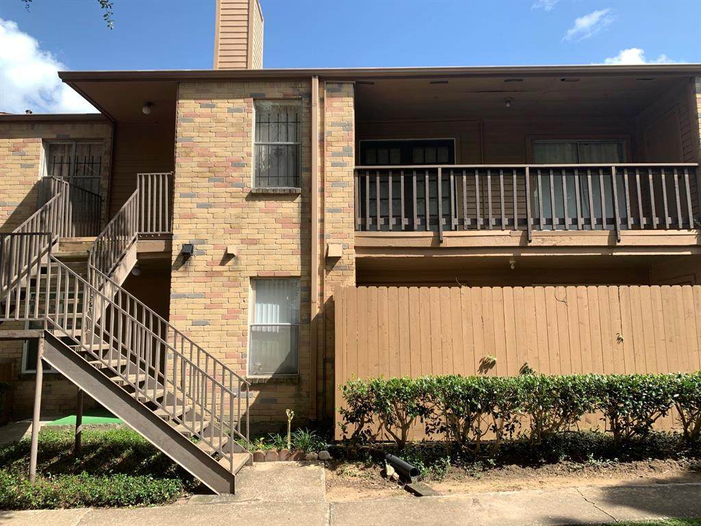 10555 Turtlewood Court - Photo 1