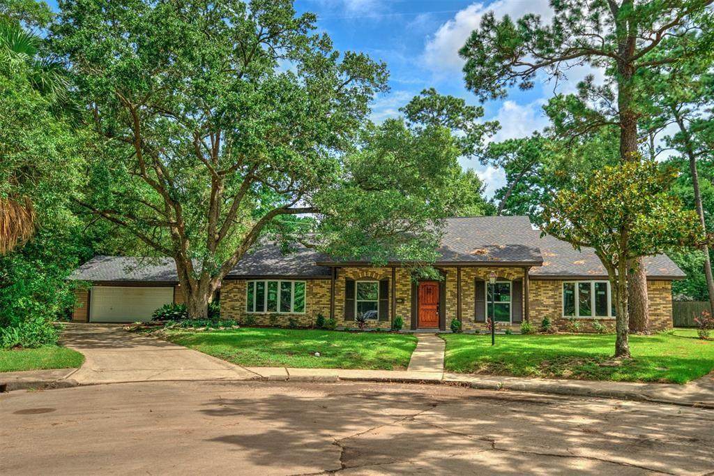 2701 Yorktown Drive - Photo 1