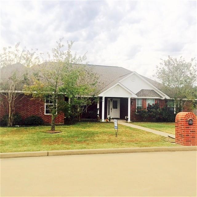 511 Heath Street - Photo 1