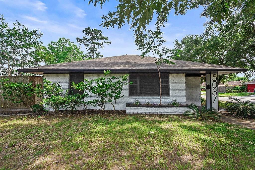 5037 43rd Street - Photo 1