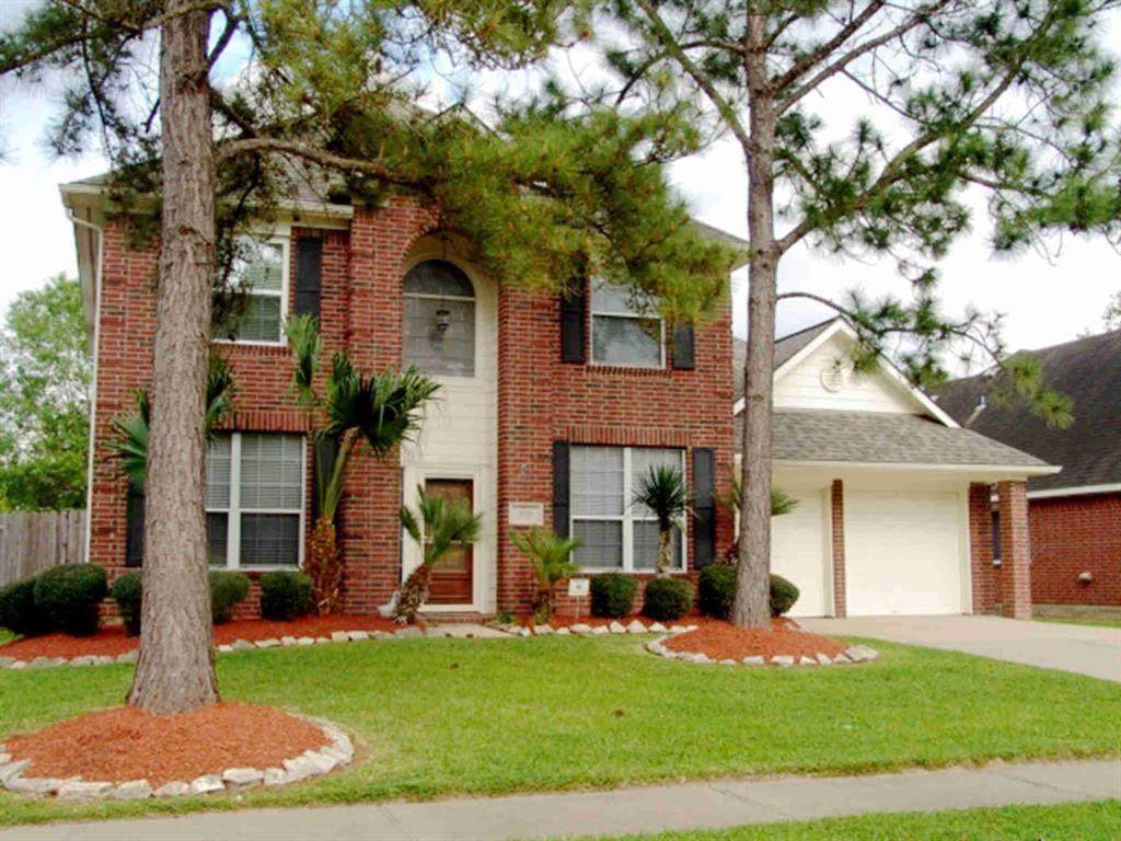 3127 Edgewood Drive - Photo 1