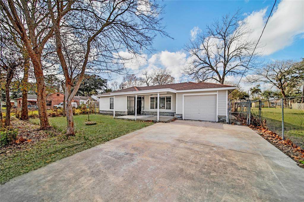 4205 Woolworth Street - Photo 1