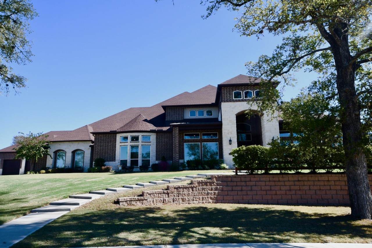 8326 Woods Hollow Trail - Photo 1