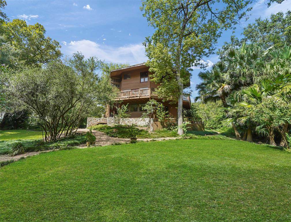2002 Arrowwood Circle - Photo 1