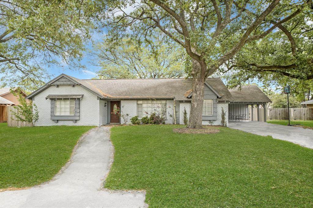 5008 Inverness Dr Drive - Photo 1