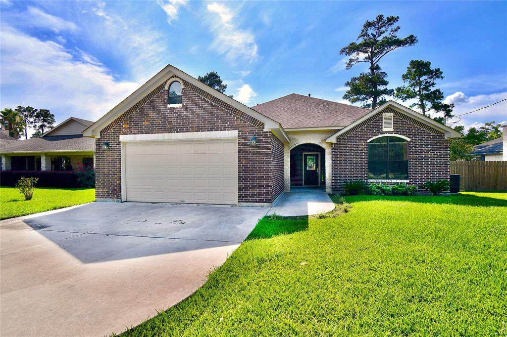 18511 Bluffview Drive - Photo 1