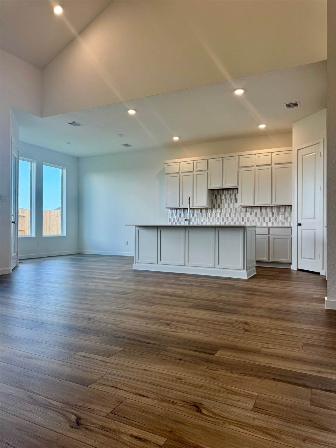 3016 Redtop Hill Drive - Photo 1