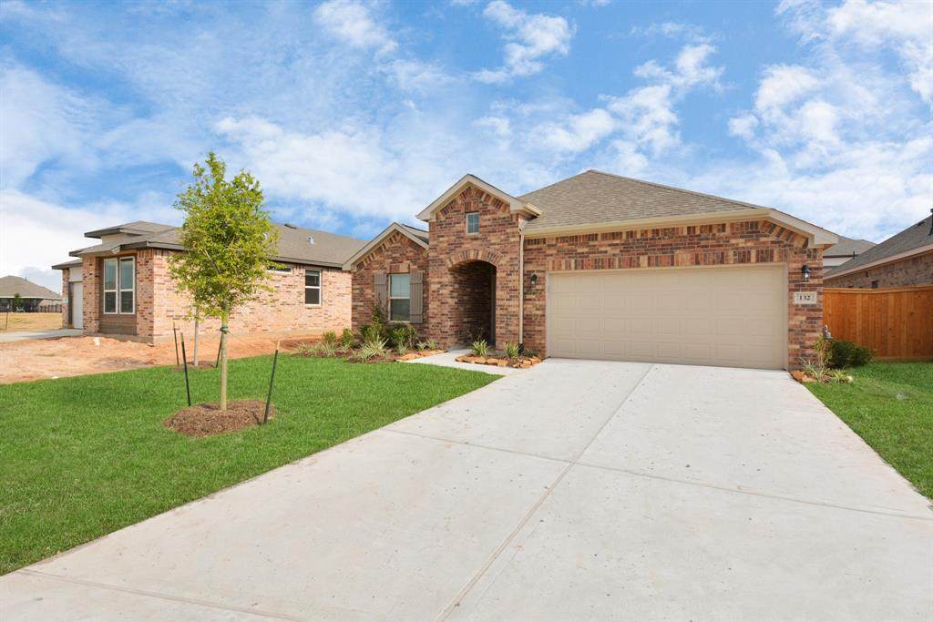 132 Eliana Shores Drive - Photo 1