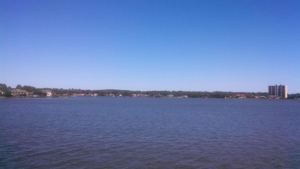 1224 Lake View Drive - Photo 1