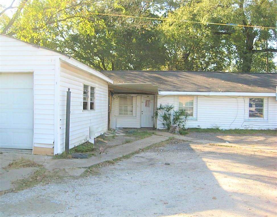 922 Hollywood Street - Photo 1