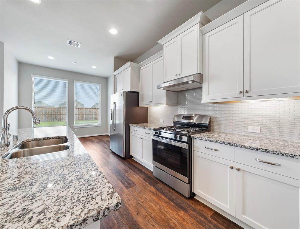128 Yellow Perch Way - Photo 1