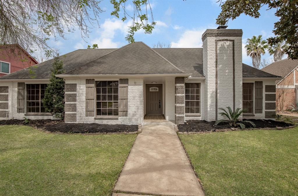 15402 Paladora Drive - Photo 1