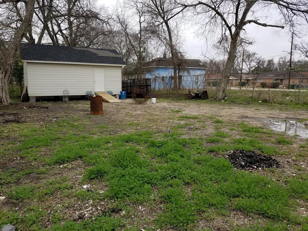 3151 Christie Street - Photo 1