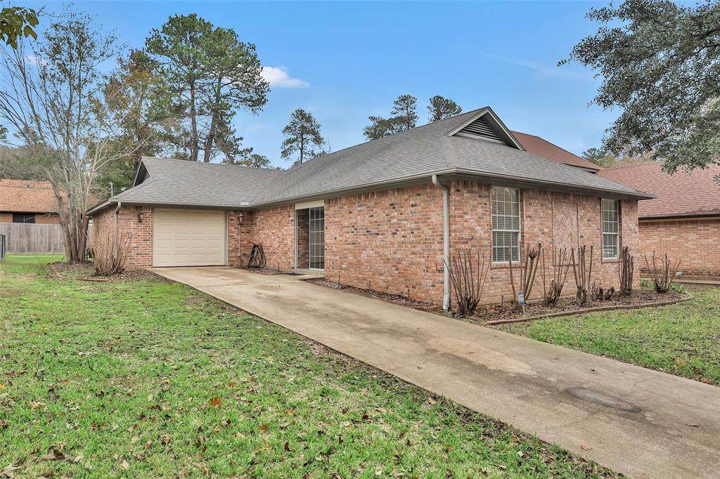 2402 Settlers Way - Photo 1