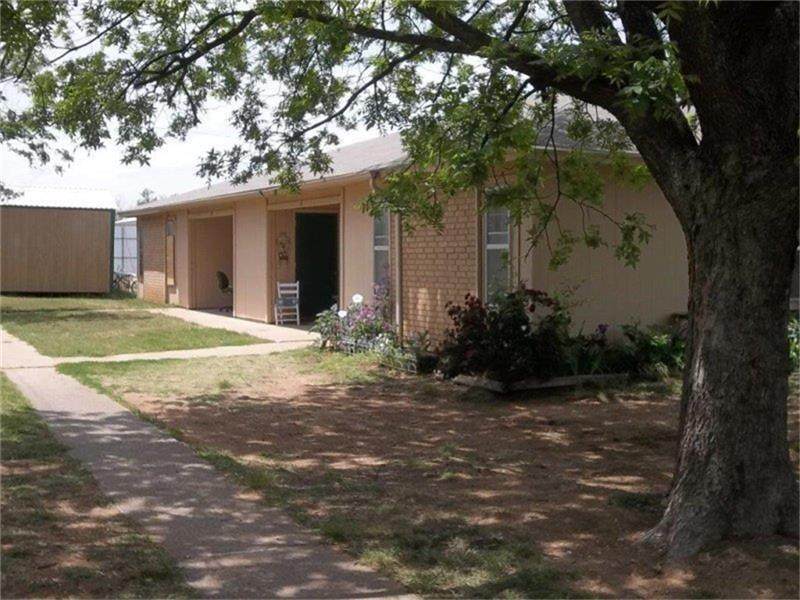 1512 Primrose Lane - Photo 1