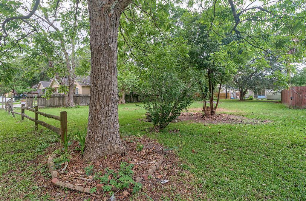 11855 23rd Street - Photo 1