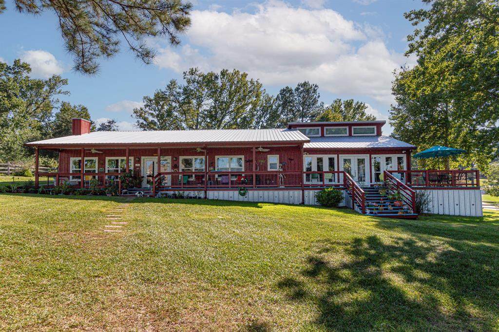 10 Clearview Drive - Photo 1