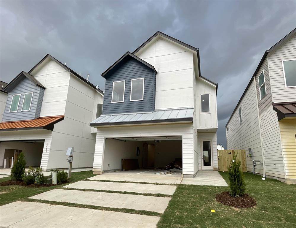 4404 Ibiza Lane - Photo 1
