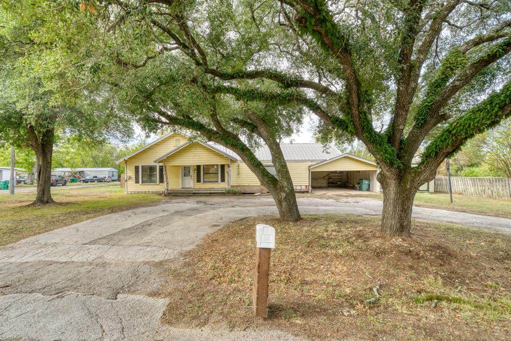 110 Fairview Street - Photo 1