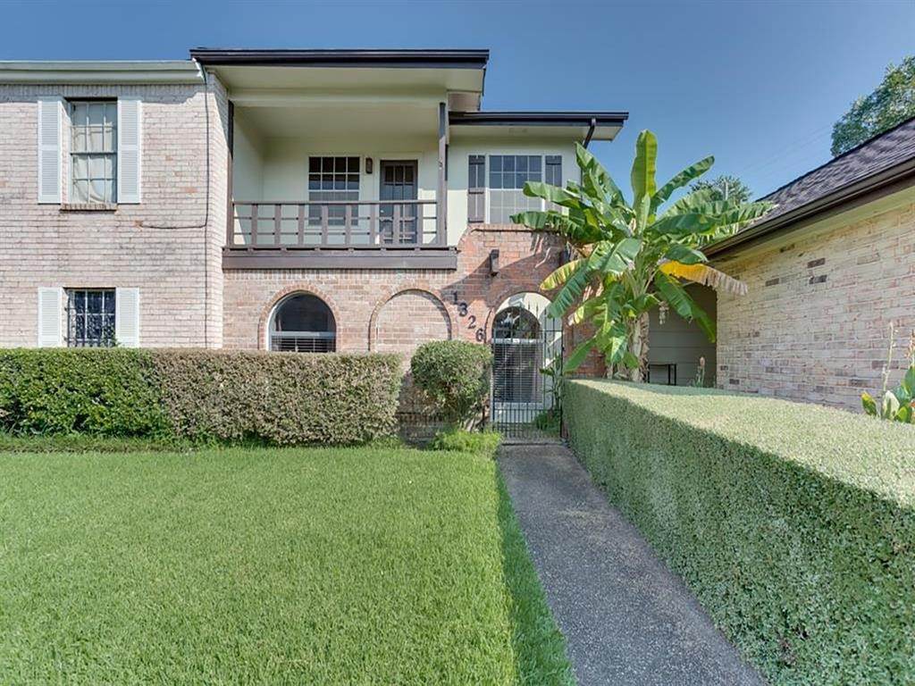 1326 Town Circle Circle - Photo 1