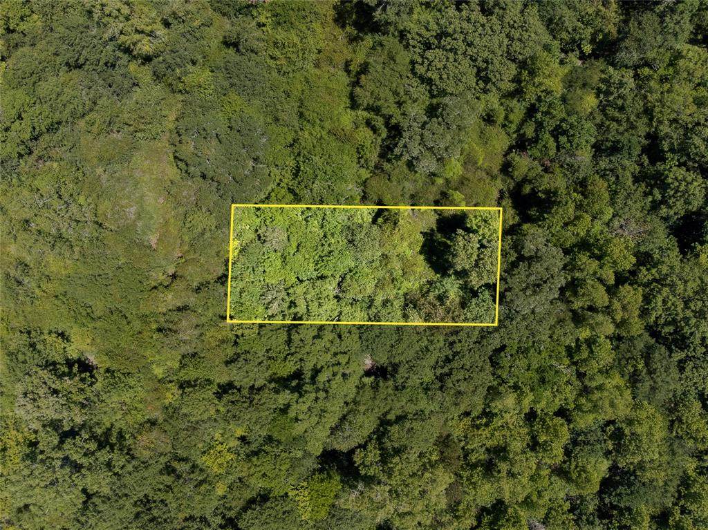 121/122 County Rd 2926 - Photo 1