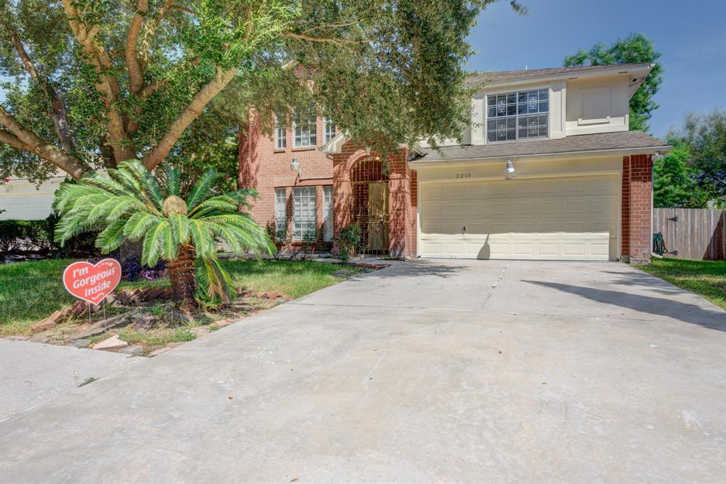 2210 Ledgecrest Drive - Photo 1