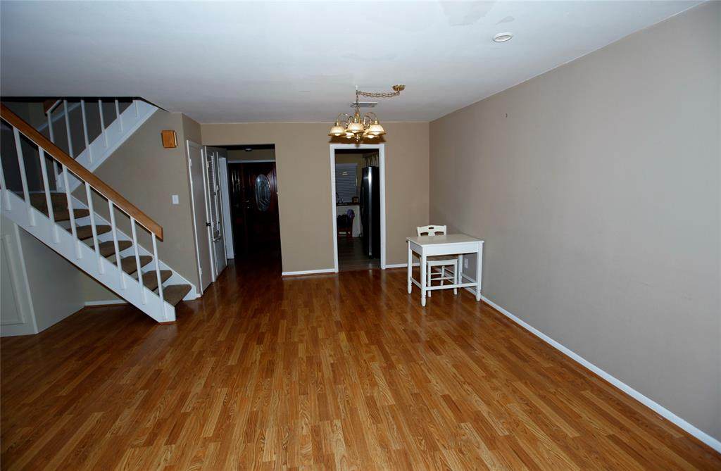 2167 Settlers Way - Photo 1