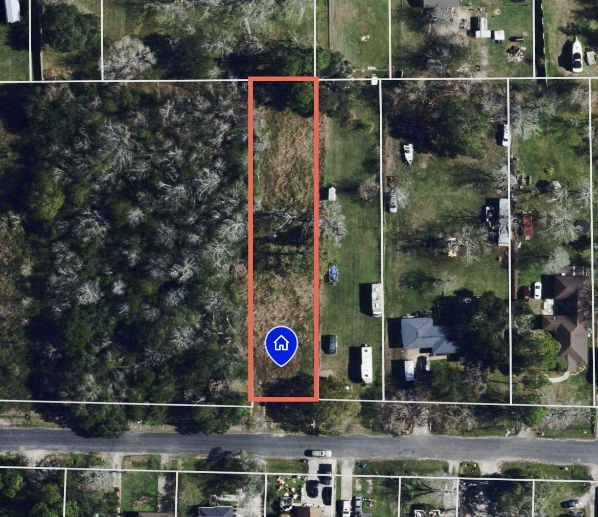 102 Willow Street - Photo 1