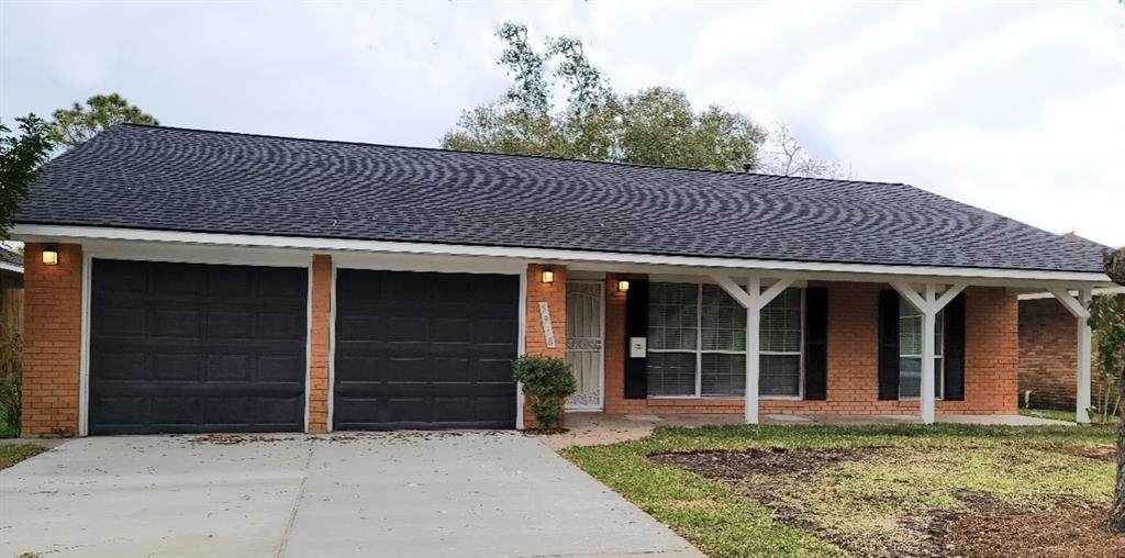 5918 Darlinghurst Drive - Photo 1