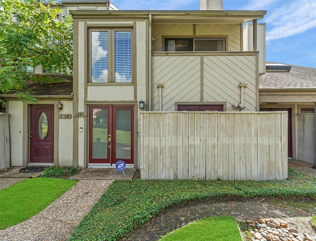 1041 Country Place Drive - Photo 1
