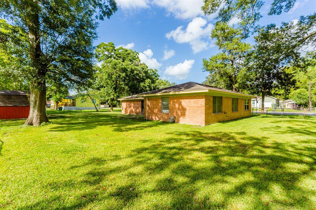 214 2nd Street - Photo 1