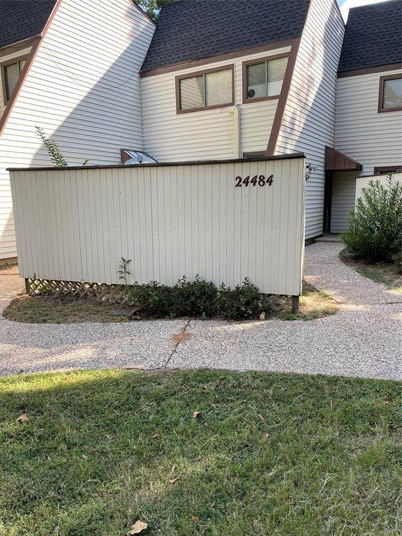 24484 Country Club Drive - Photo 1