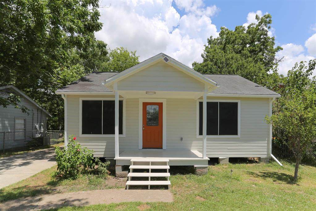 504 Park Street - Photo 1