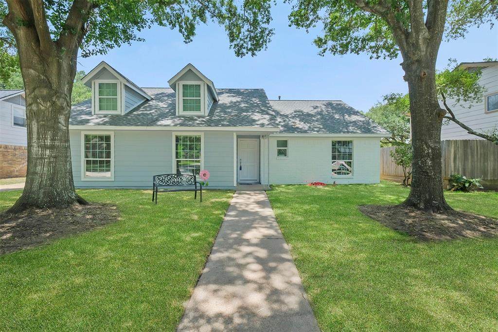 16206 Singapore Lane - Photo 1
