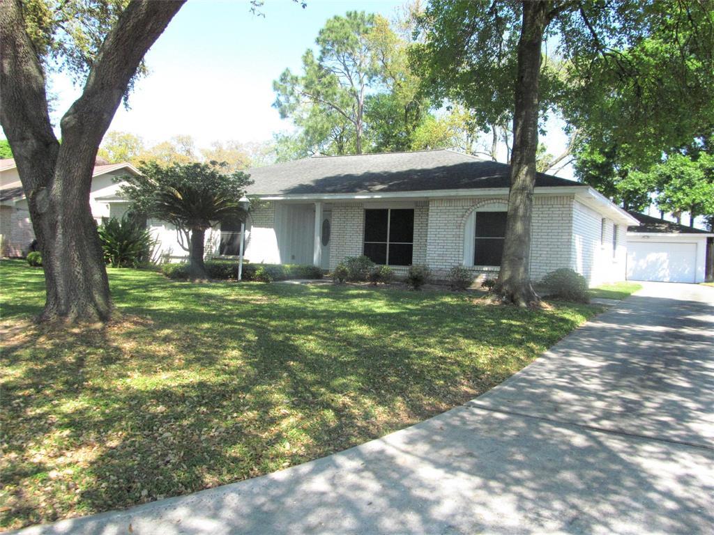 108 Lafayette Lane - Photo 1