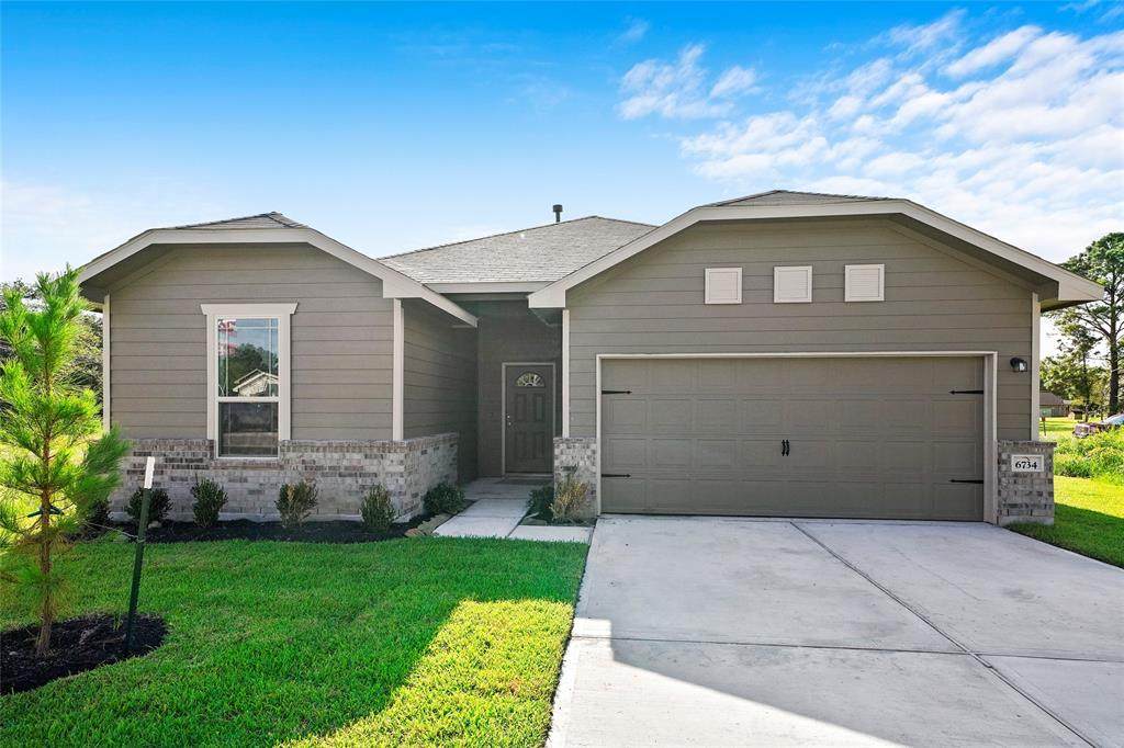 216 Bryan Way - Photo 1