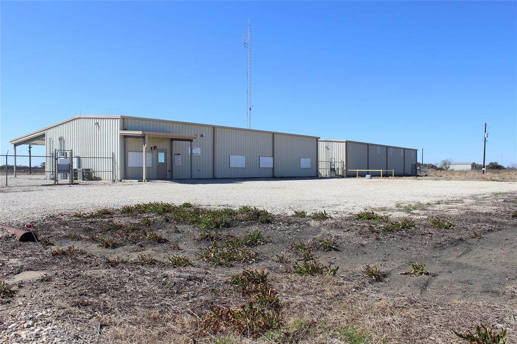 190 County Road 305 - Photo 1