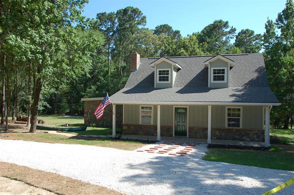 601 Holly Lane - Photo 1