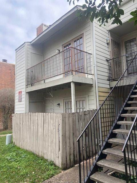 10501 South Drive - Photo 1
